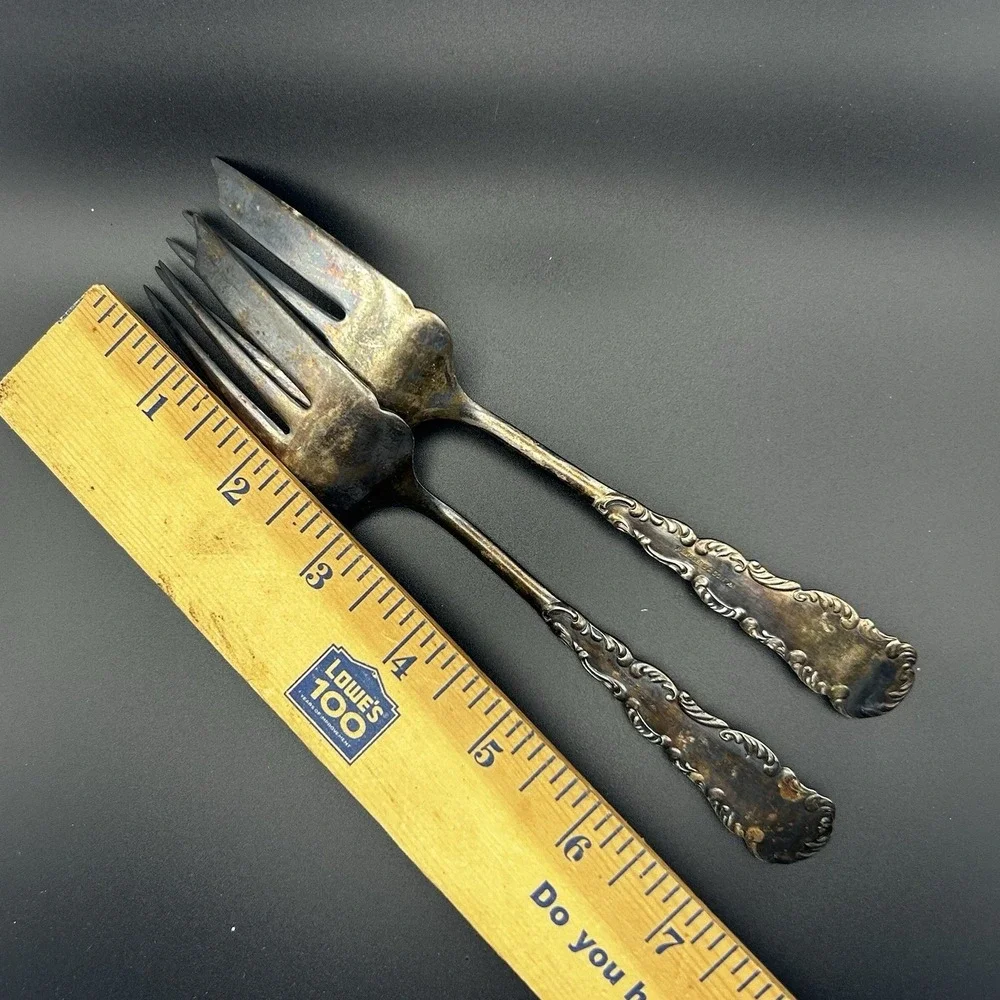 Wm Rogers BERWICK Diana 1904 Salad Fork (Lot of 2)
